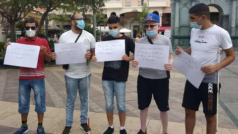 inmigrantes ciegos asilo invidentes