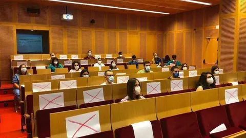 Los nuevos residentes, durante el acto de recepci&oacute;n en el Hospital Universitario (CEDIDA)