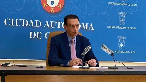 Hern&aacute;ndez, durante la rueda de prensa ofrecida esta ma&ntilde;ana (C.A.)