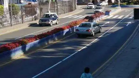 Una de las propuestas del Colegio pasa por reducir la presencia del veh&iacute;culo privado en la ciudad (C.A.) CARRETERA POBLADO