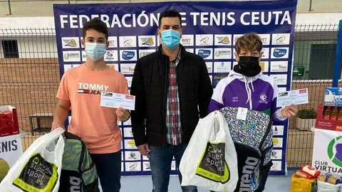 FOTO ENTREGA DE PREMIOS SORTEO