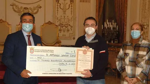 PREMIOS EXCELENCIA