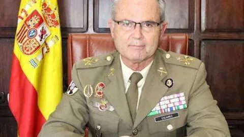 alejandro esc&aacute;mez comandante general