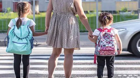 ni&ntilde;o ni&ntilde;a