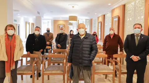 M&eacute;dicos-jubilados