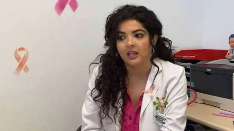 La onc&oacute;loga Hanan Ahmed (AECC)