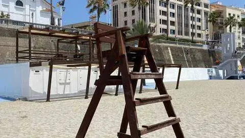 playa de la ribera socorrista
