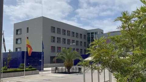 HOSPITAL