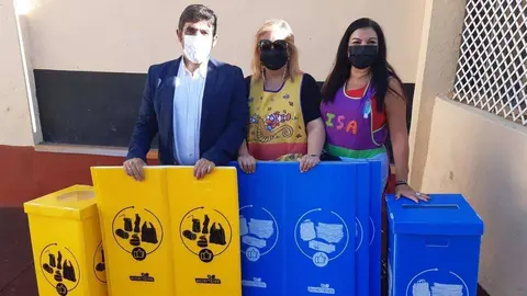 Reparto de contenedores entre centros escolares (CEDIDA)