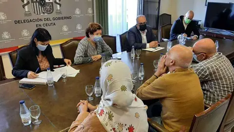 Unmomento de la reuni&oacute;n celebrada en la Delegaci&oacute;n del Gobierno (CEDIDA) FAMPA DELEGACI&Oacute;N DIRECCI&Oacute;N PROVINCIAL