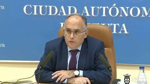 Alberto Gait&aacute;n, tras el Consejo de Gobierno (C.A.)