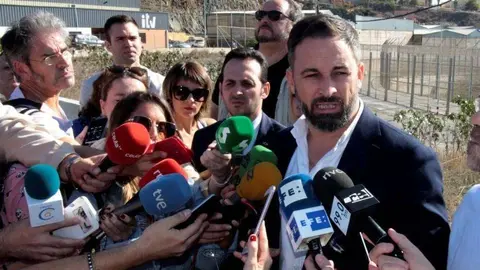 El l&iacute;der de la formaci&oacute;n ultraderechista, Santiago Abascal, durante una visita a Ceuta (C.A./ARCHIVO)