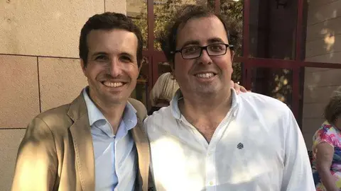 alberto-casero-y-pablo-casado-twitter_4_800x450