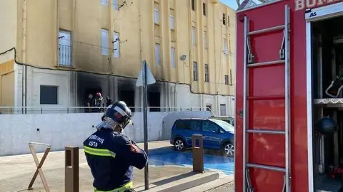 edificio incendiado