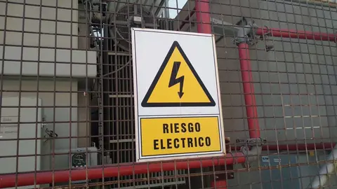 C&aacute;rtel de riesgo el&eacute;ctrico. Endesa