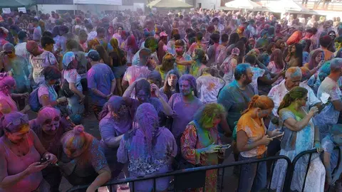 Holi 2022
