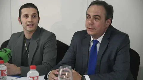Sebasti&aacute;n Ritter y Esteban D&iacute;az, durante la rueda de prensa.