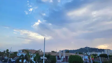 Nubes en el Poblado Marinero