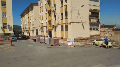 Obras de rehabilitaci&oacute;n de la barriada de Zurr&oacute;n&nbsp;