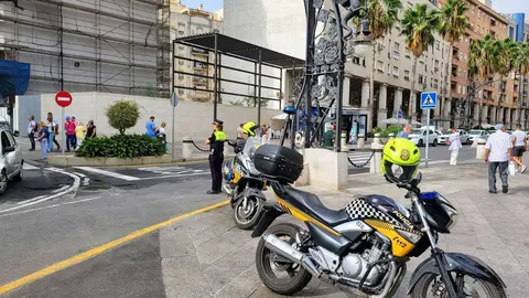 Polic&iacute;a Local, moto, Gran Via