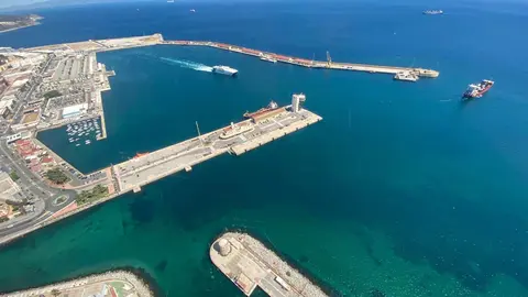 Puerto, vista a&eacute;rea