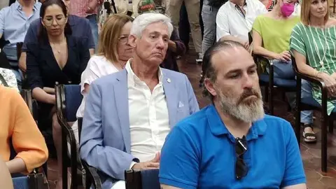 Carlos Pav&oacute;n el mediador entre Vivas y Guerrero