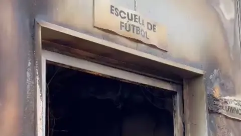 Campos de f&uacute;tbol del Puente del Quemadero, quema de las casetas