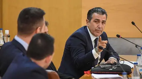 Rontom&eacute; a VOX