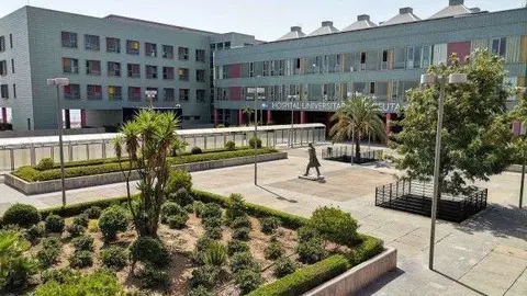  Hospital Universitario / Archivo 