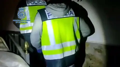 Polic&iacute;a Nacional (Desarticulada una red de blanqueo de capitales que defraud&oacute; m&aacute;s de seis millones a la Seguridad Social)