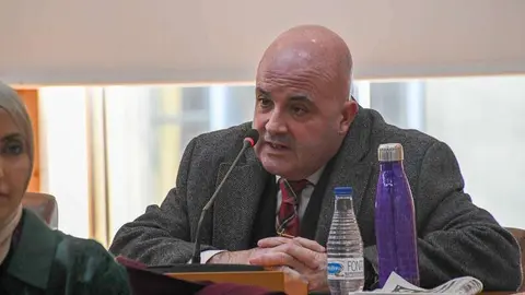  Jos&eacute; Mar&iacute;a Ruiz, diputado no adscrito 