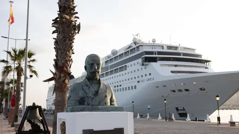 Crucero MSC L&iacute;rica, quinta escala