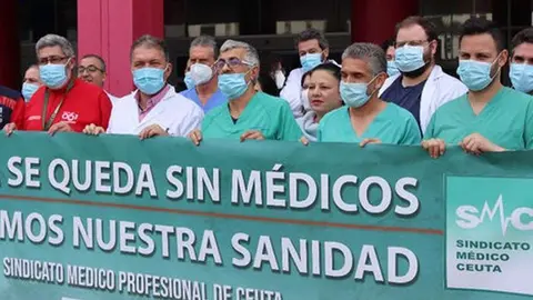 m&eacute;dicos