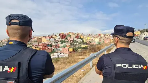 Polic&iacute;a Nacional en Loma Colmenar (Cedida)