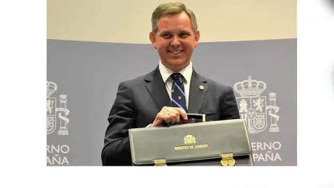 El ministro de Sanidad, Jos&eacute; Manuel Mi&ntilde;ones (MONCLOA)