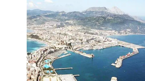 vista a&eacute;rea de Ceuta cuadrada