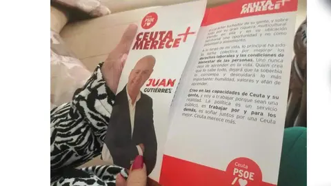 tr&iacute;ptico cuadrado