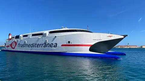 Armas trasmediterranea Ferry barco