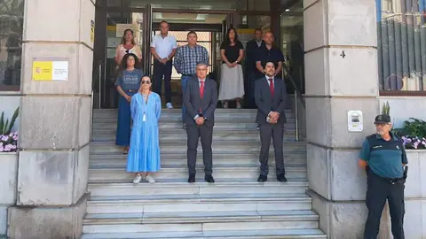 Concentraci&oacute;n a las puertas de la Delegaci&oacute;n del Gobierno (CEDIDA)