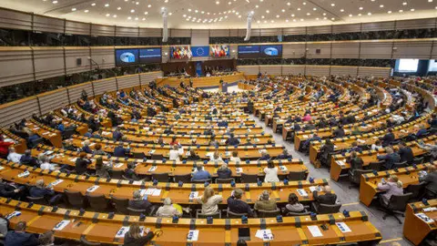 Parlamento-europeo-1-654x368