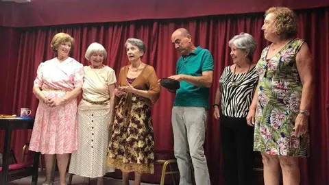 Una de las representaciones del grupo de teatro de la Casa de Ceuta en Sevilla (CEDIDA)