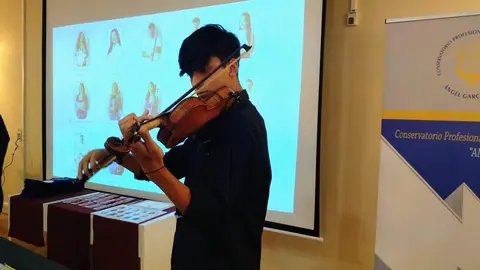 Los alumnos del Conservatorio se grad&uacute;an con un concierto