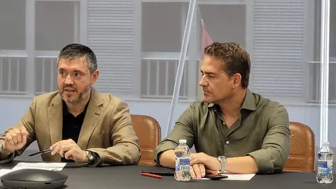 Juan Manuel Doncel, presidente de la Autoridad Portuaria y Karim Bulaix, presidente de la C&aacute;mara de Comercio (Cedidas)