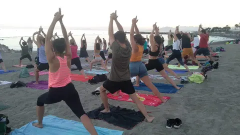 &laquo;Festival de la Luz&raquo;, con una clase de yoga en el Chorrillo