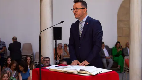 Salvador del Barrio Garc&iacute;a, vicerrector de la UGR en Ceuta y Melilla