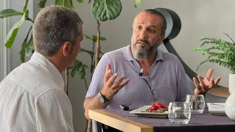  Entrevista a Adil Mohamed, candidato del PSOE al Congreso 