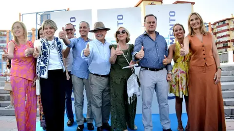  Los candidatos junto al presidente del PP durante el acto de cierre de campa&ntilde;a de este viernes / Rafa B&aacute;ez 
