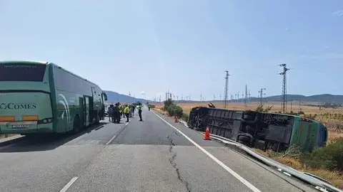 Imagen del accidente de Tarifa, facilitada por la Guardia Civil