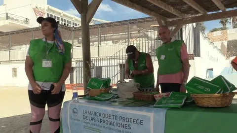 La Asociaci&oacute;n Espa&ntilde;ola contra el C&aacute;ncer en Ceuta junto al Colegio de Farmaceuticos