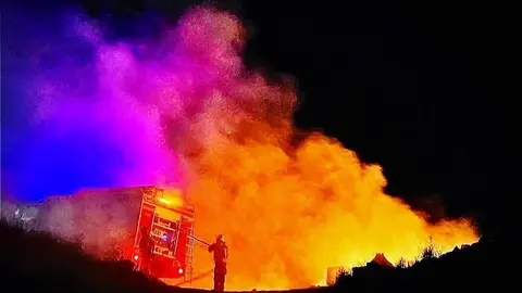 Bomberos Incendios Garc&iacute;a Aldave